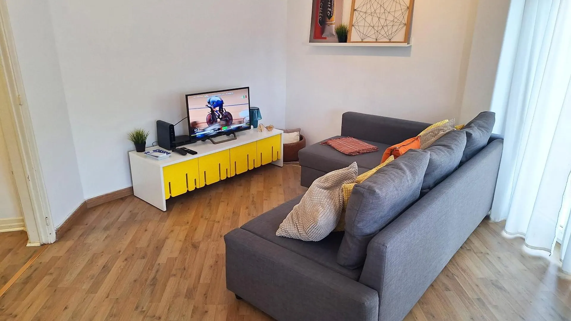 Luminous Lisbon Apartment