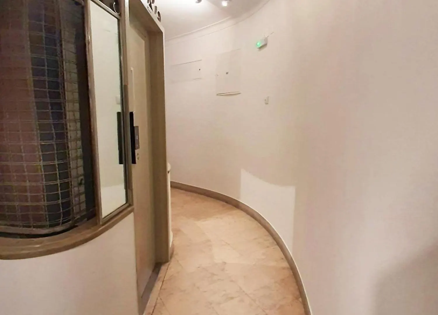 Luminous Lisbon Apartment 0*,