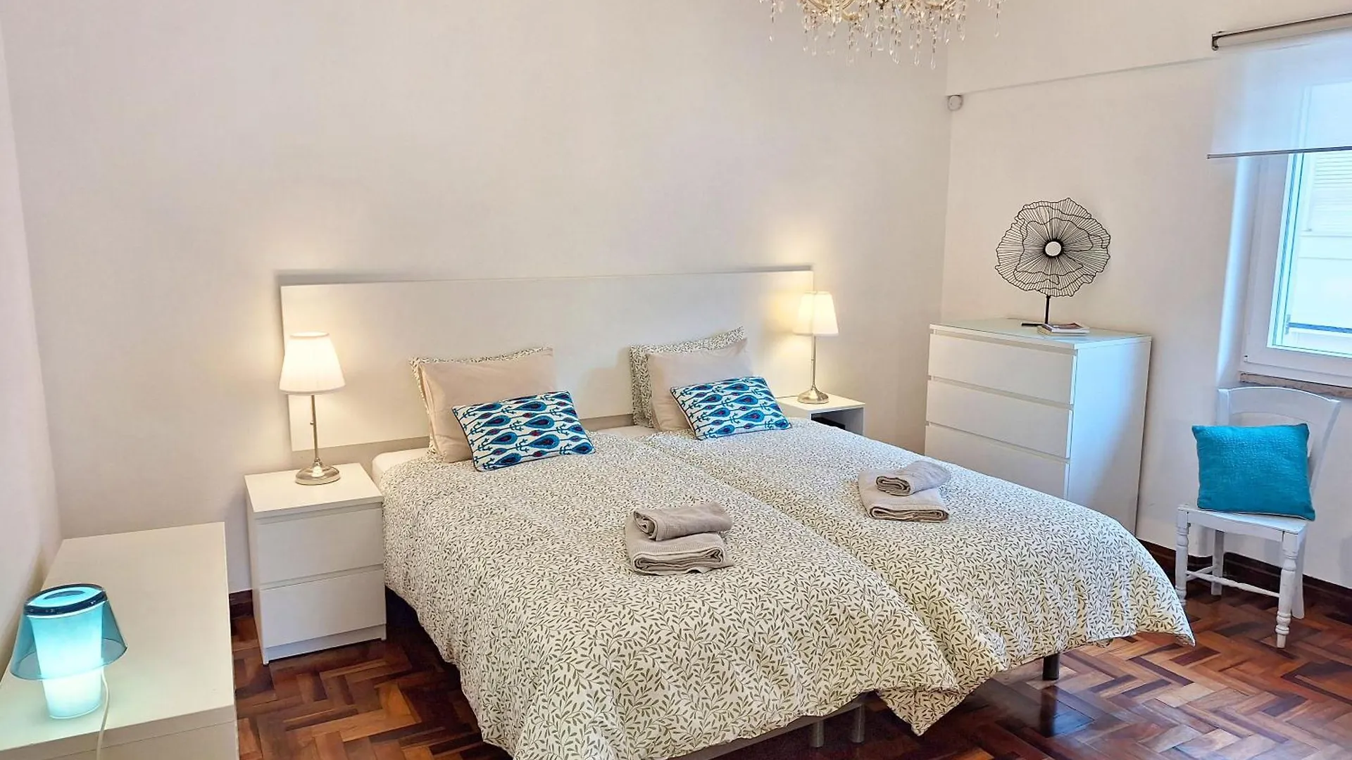 Luminous Lisbon Apartment